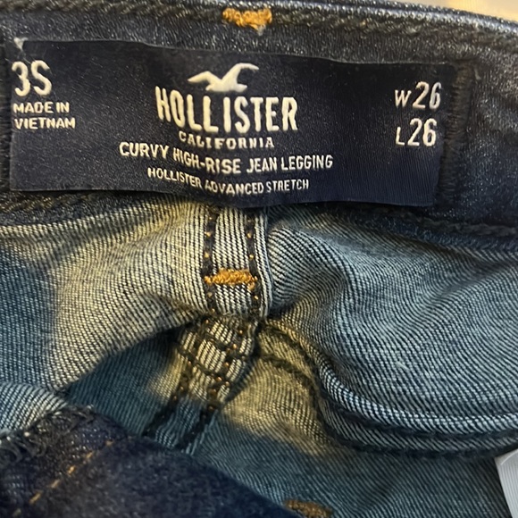 Hollister Curvy High Rise Jean Jegging - Picture 7 of 7
